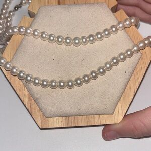 Elegant Pearl Necklace
